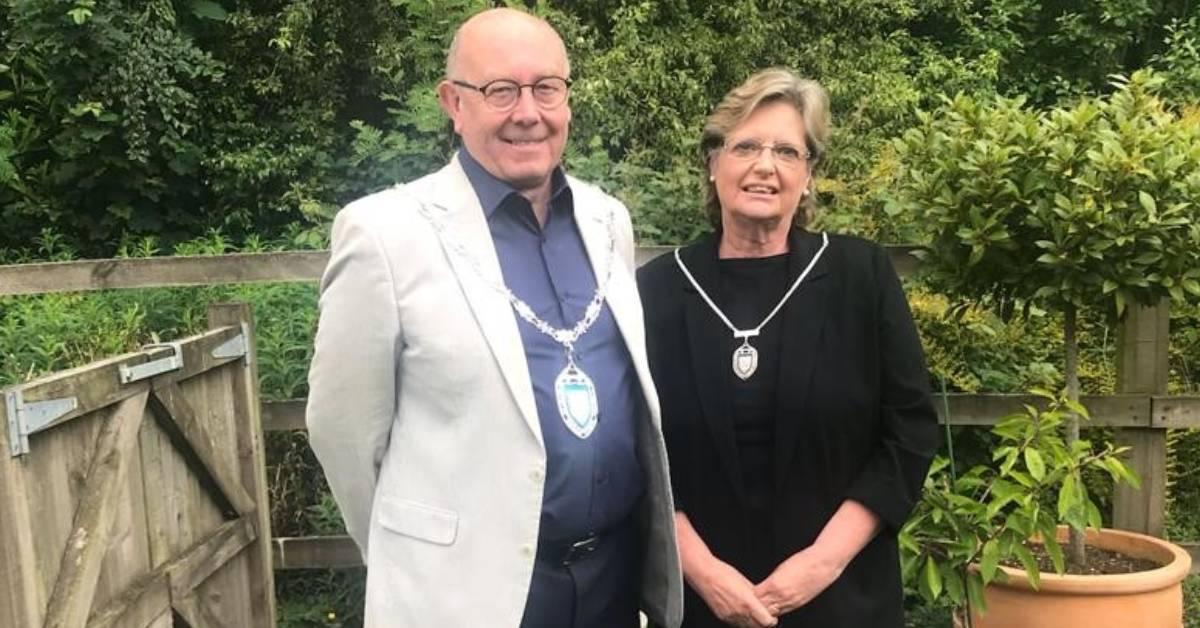 pateley-bridge-5th-august-2021-mike-holt-and-dr-janet-holt