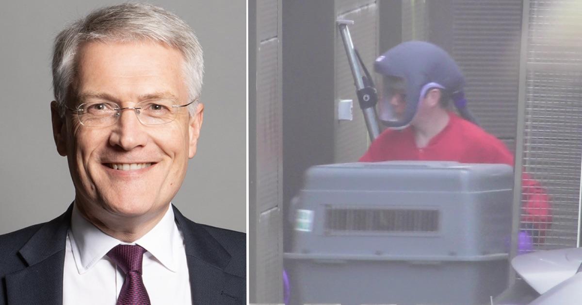 andrew-jones-and-beagles