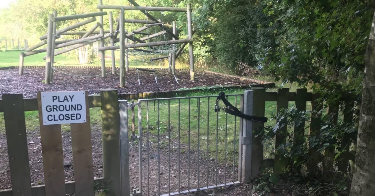 ripon-4th-oct-2021-quarry-moor-playground-closed