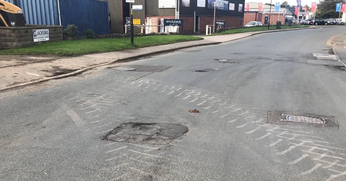 ripon-3rd-nov-2021-dallamires-lane-holes