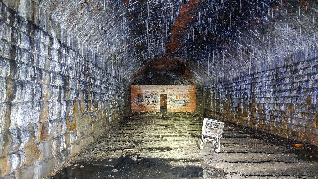 1849344_ba74d79e82e4d1e2f26232ca980aeb58-2