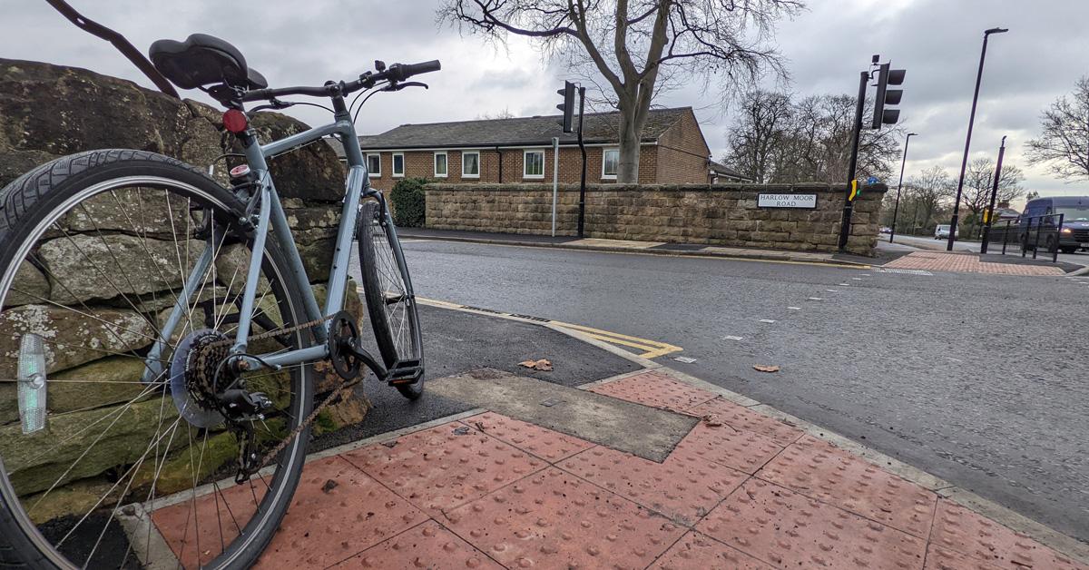harlow-moor-road-junction-with-otley-road