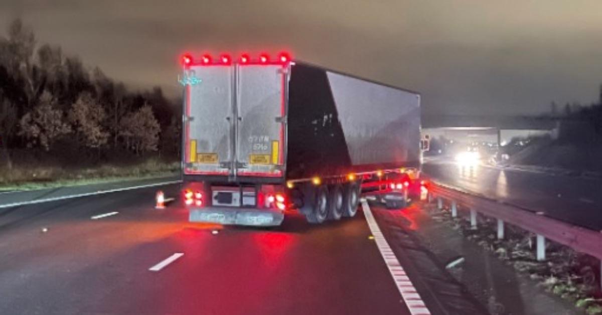 lorry-into-central-res