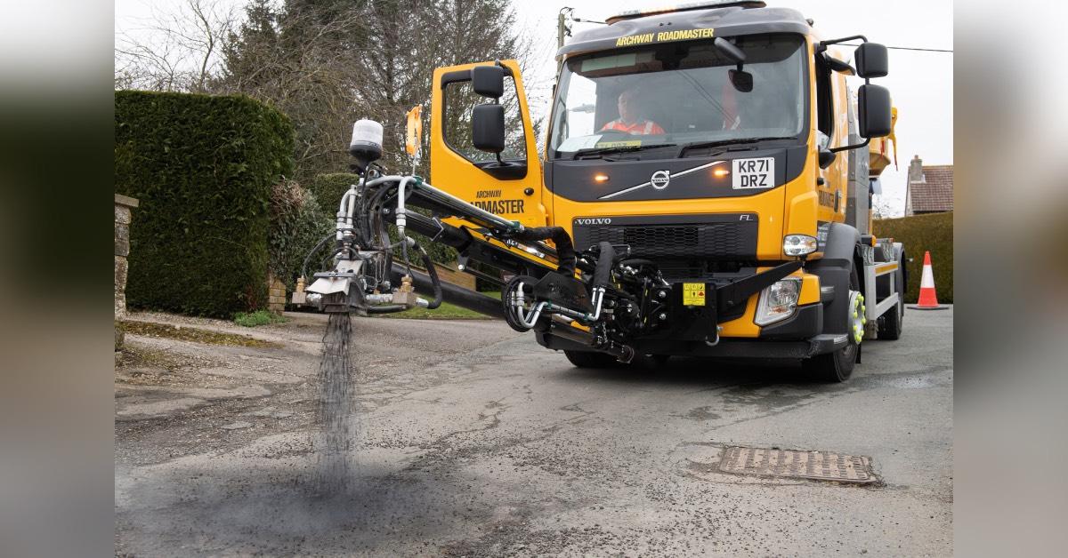 3ny-pot-hole-repair-truck