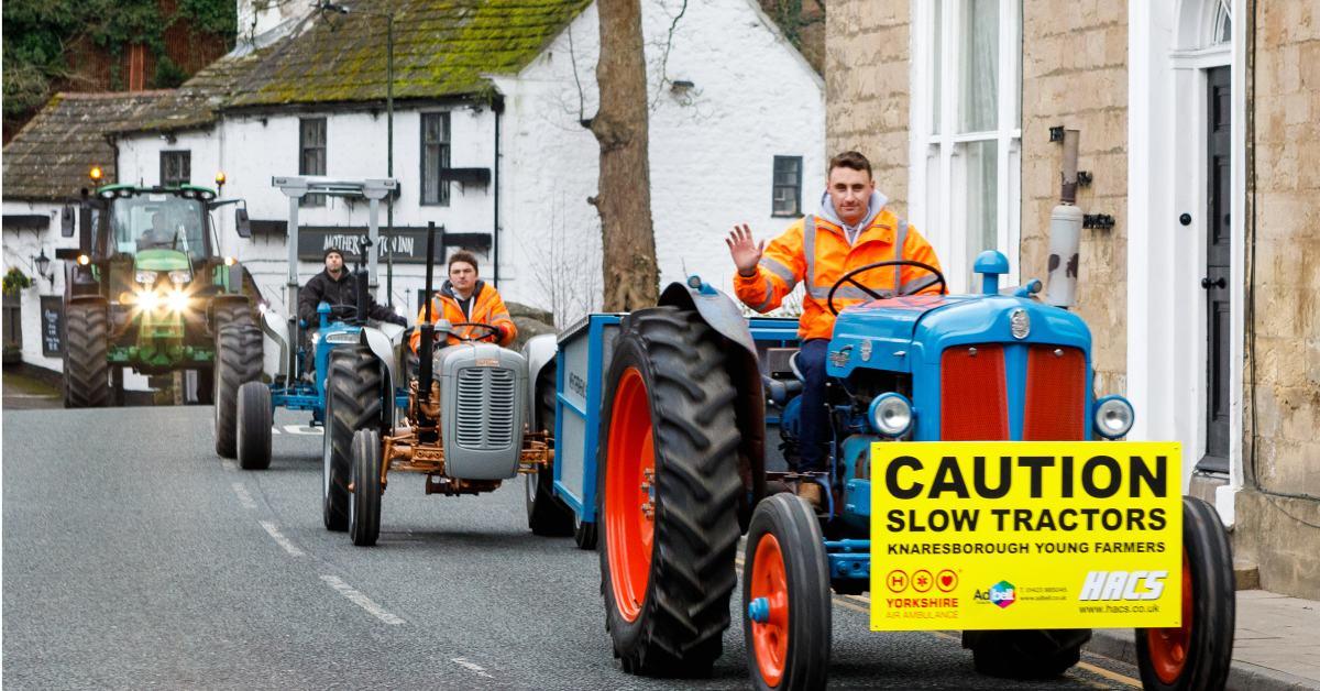 charlotte-gale-knaresborough-tractor-run-12x8-8722-1