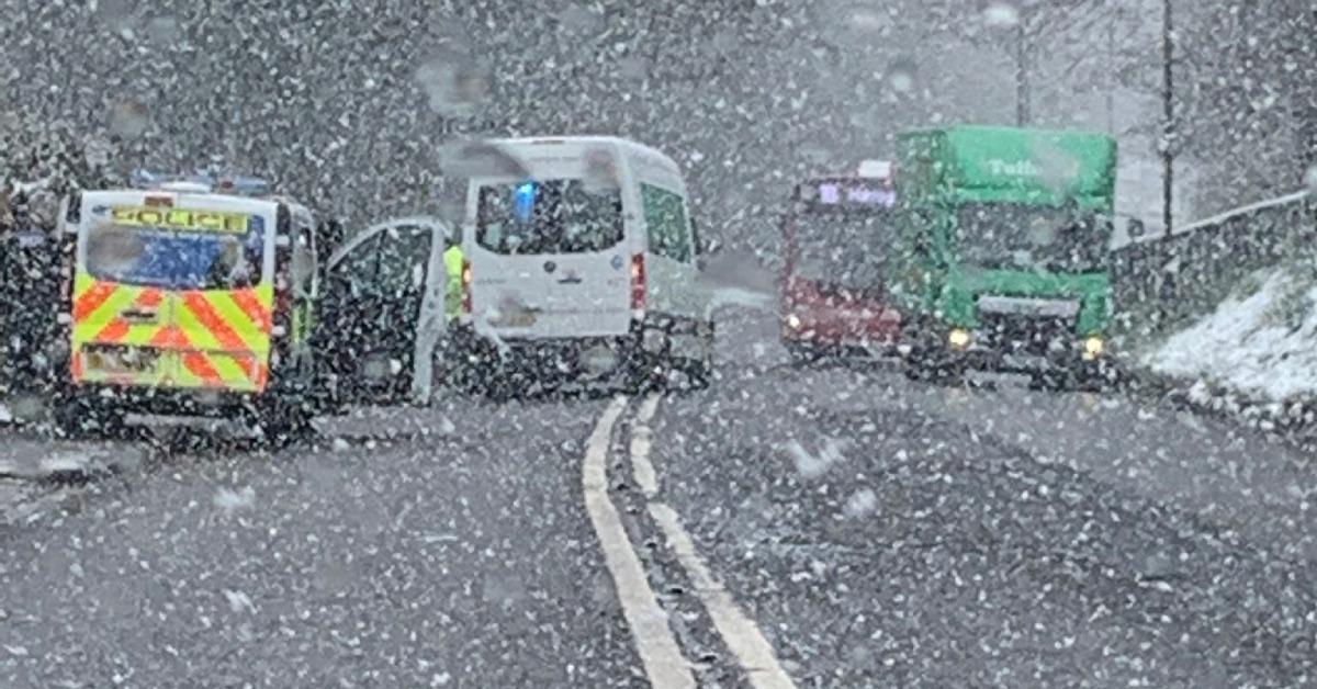 knaresborough-snow-car-accident