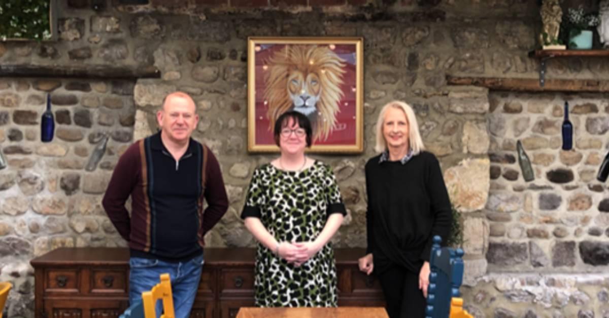 the-golden-lion-picture