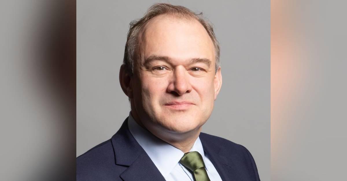 official_portrait_of_rt_hon_sir_edward_davey_mp_crop_2-1-1