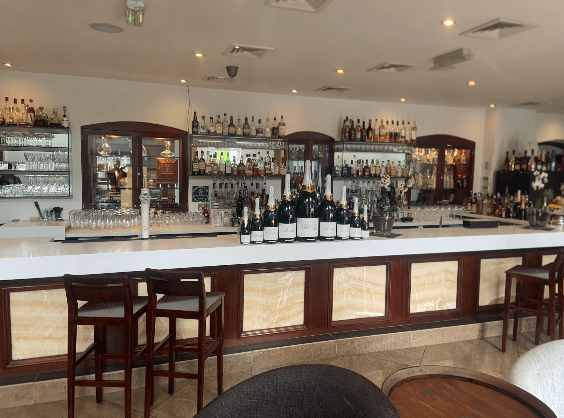 Royal Baths Chinese Restaurant bar