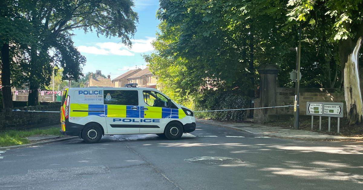 police-van-beckwithshaw-chruch-row