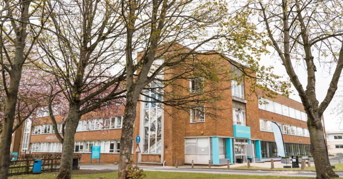 harrogate-college-campus-1