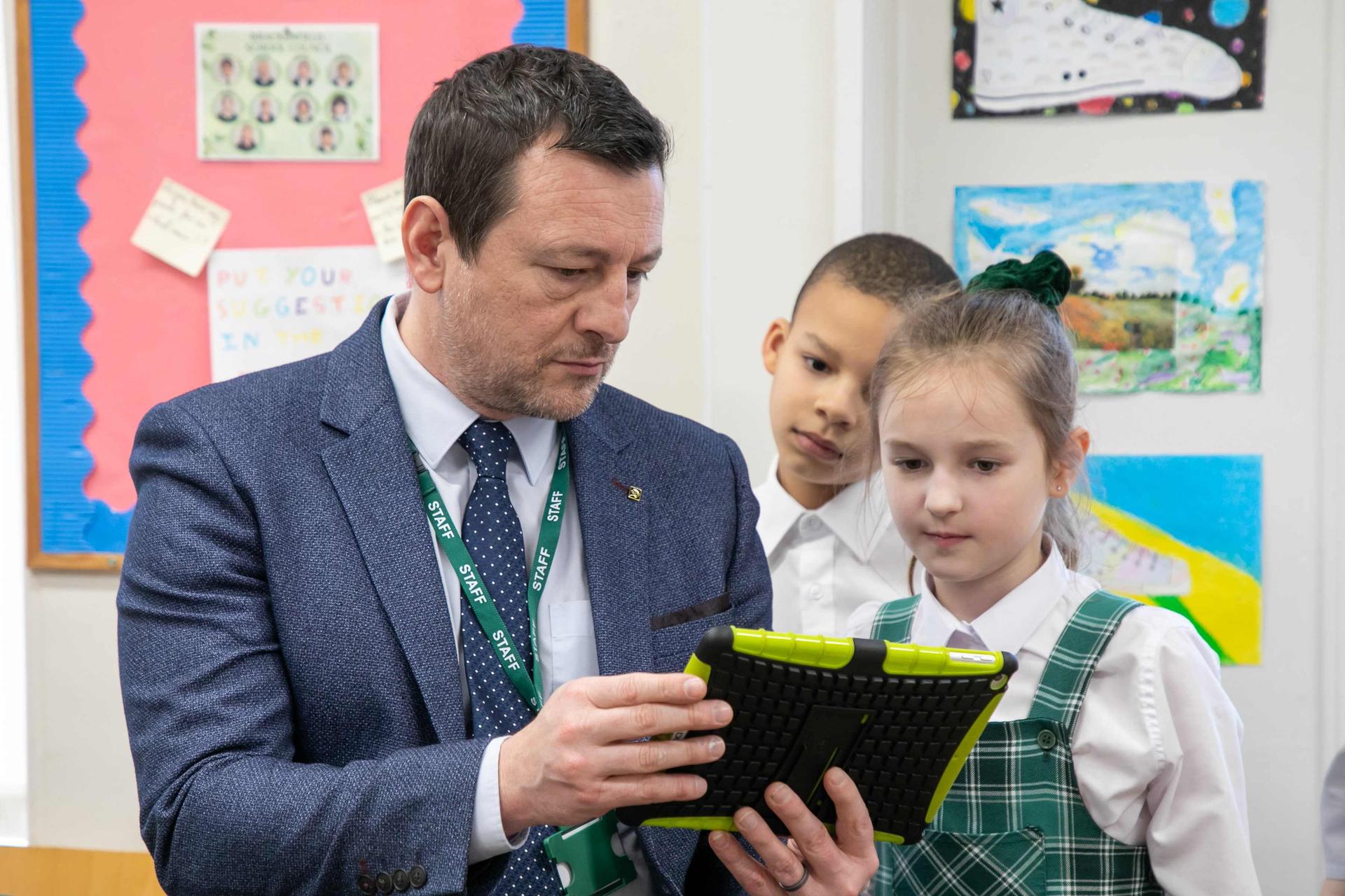 Paul Jenkins, deputy head at brackenfield-min (1)