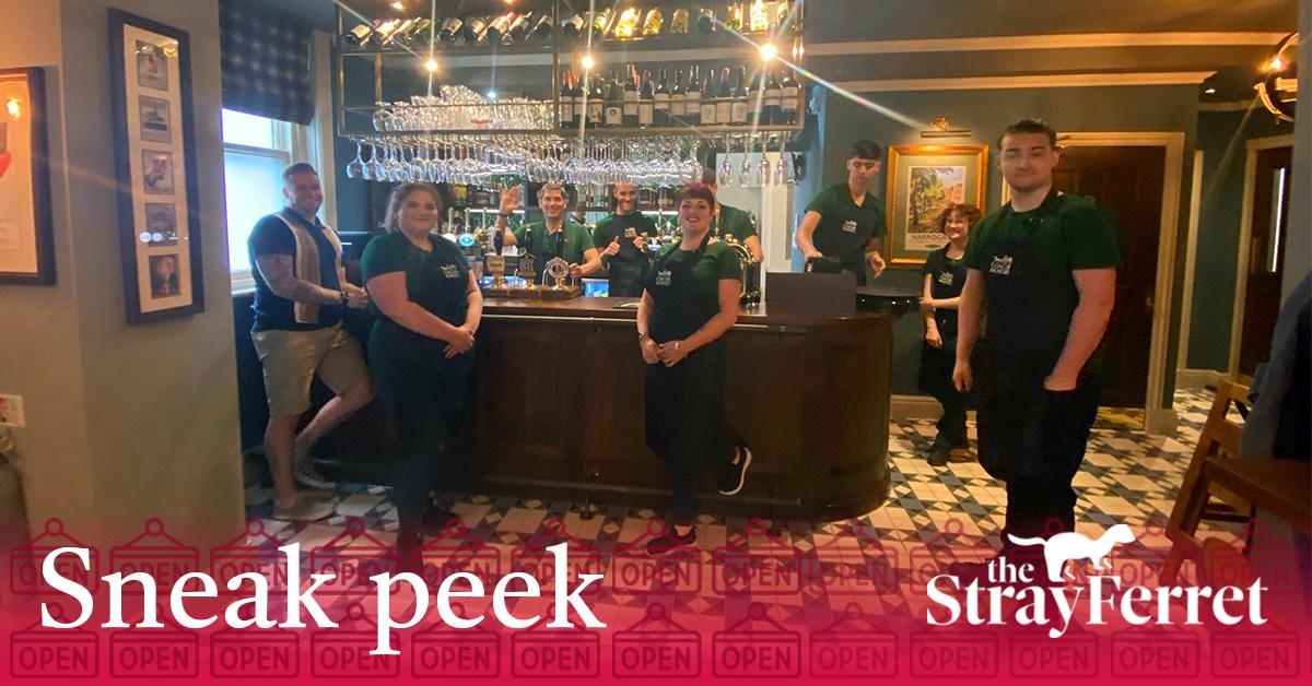 sneak-peek-coach-and-horses