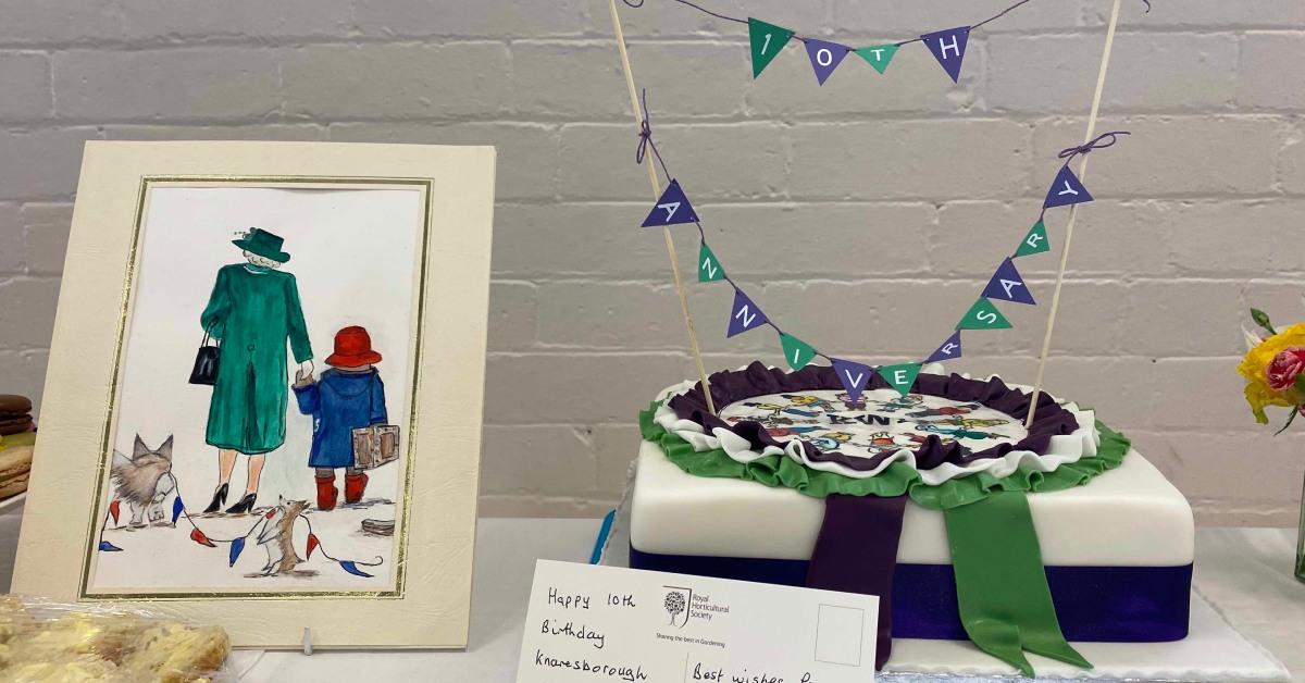 knaresborough-wi-10th-anniversary-cake