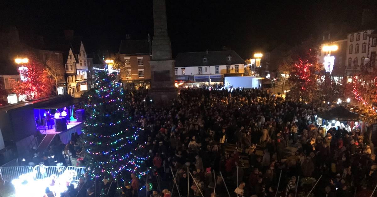 ripon-19th-nov-2022-crowd-at-christmas-lights-switch-on