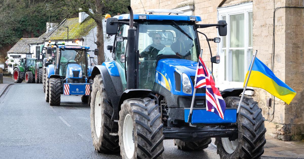charlotte-gale-knaresborough-tractor-run-2023-12x8-3431-1