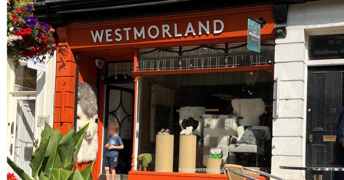 harrogate_shop_in_new_colours_2022_1024x1024