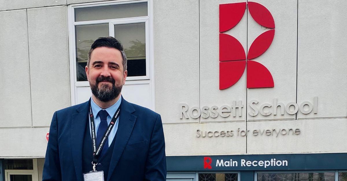 tim-milburn-at-rossett-school-28-april-2023-1