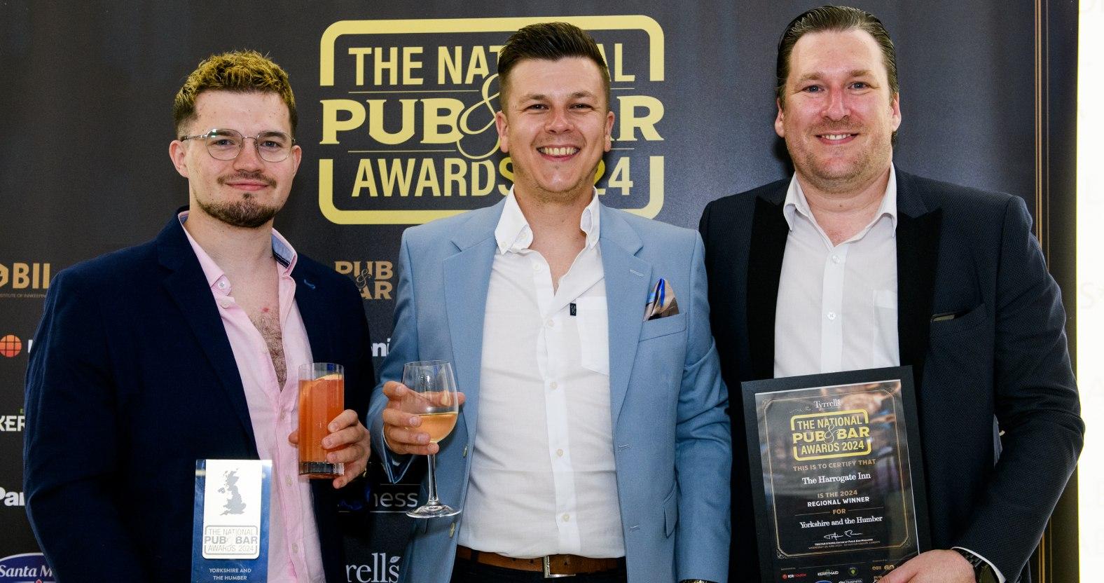 l-to-r-in-winners-photo-alp_0909-jonathan-hayton-henry-white-gareth-mitchell