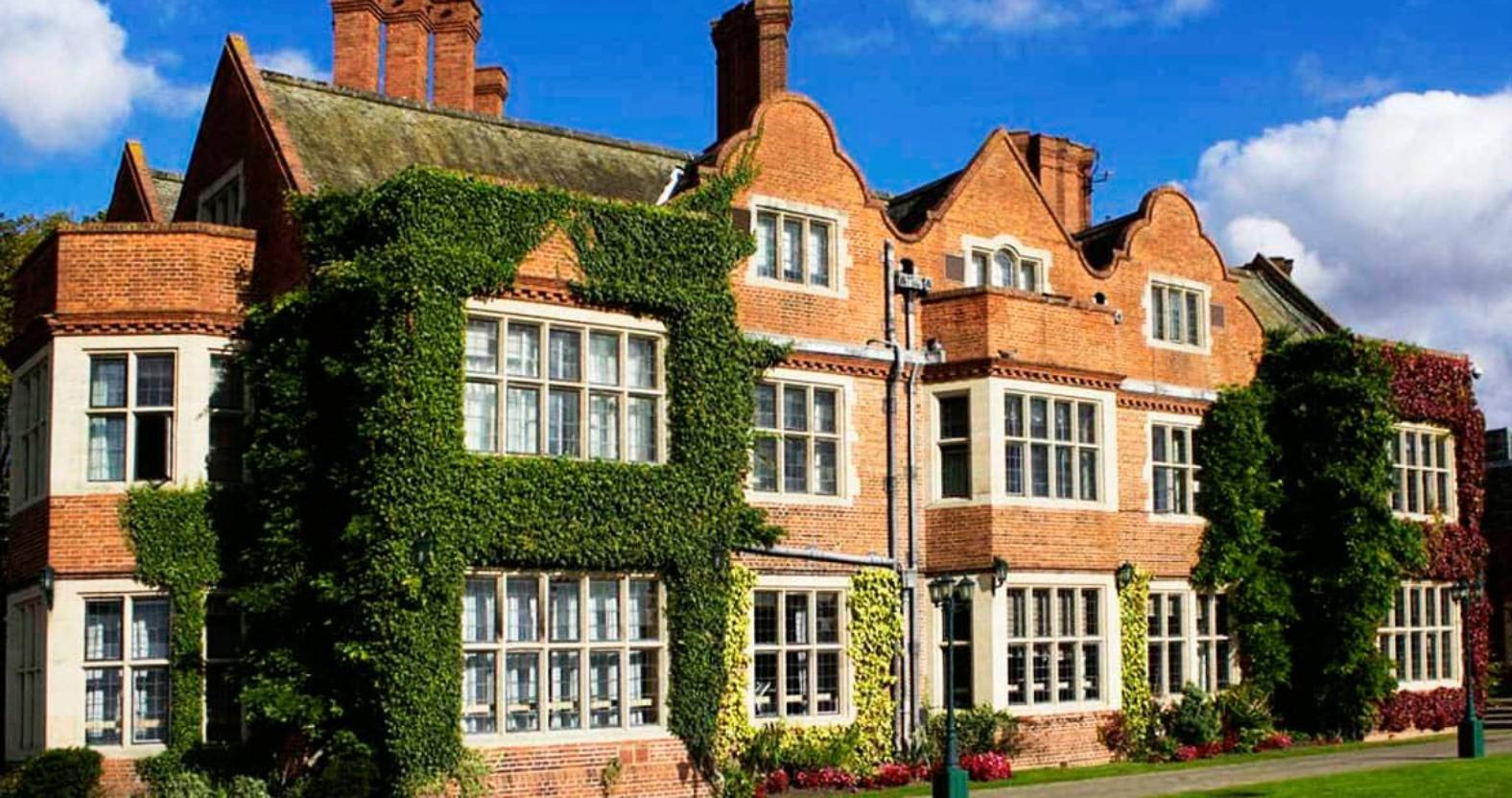 queen-ethelburgas-college-1