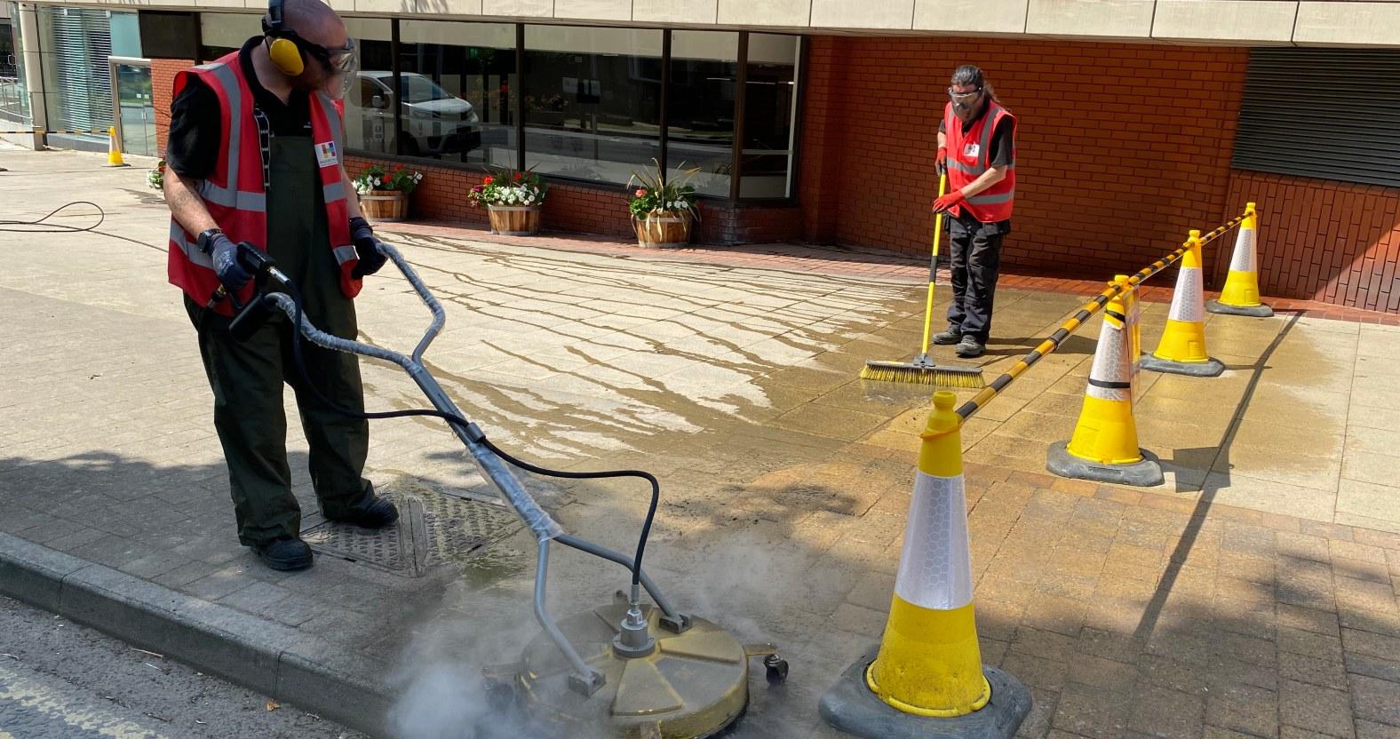 harrogate-bid-launches-in-house-deep-cleans-in-town-centre-2