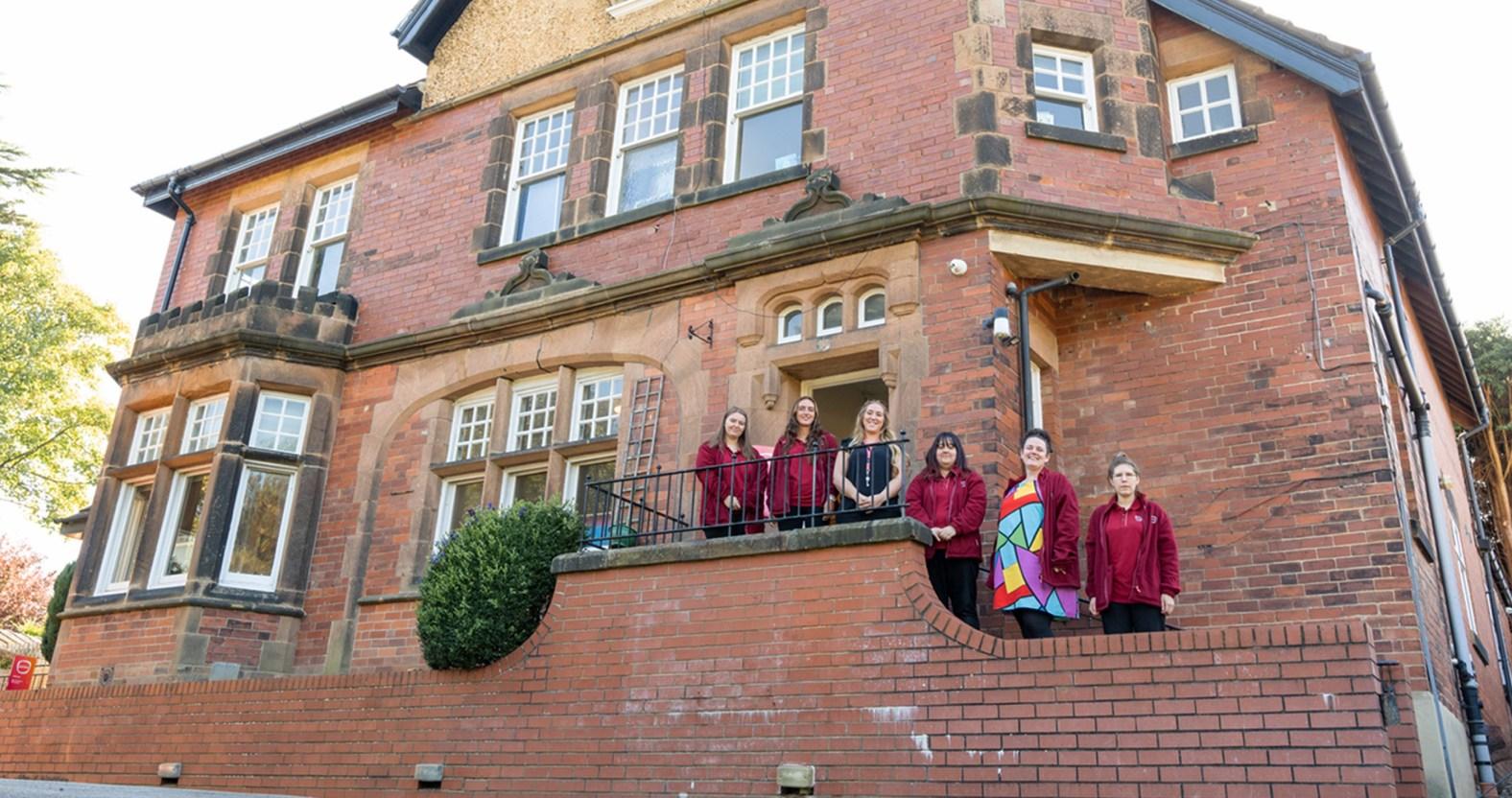 nursery-manager-vicky-gildea-with-team-members-at-partou-safehands-in-harrogate