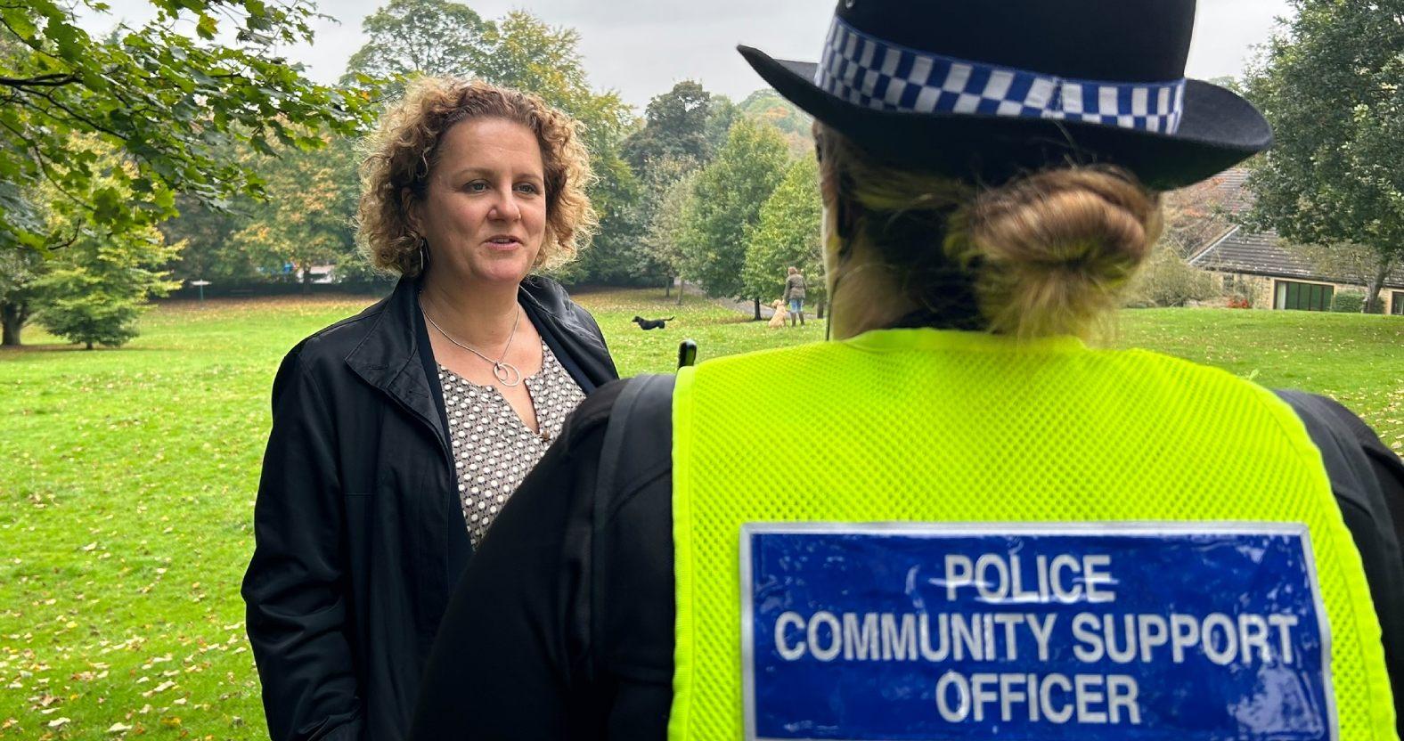 deputy-mayor-jo-coles-with-pcso-ronnie-woods-kboro5-img_3281-x