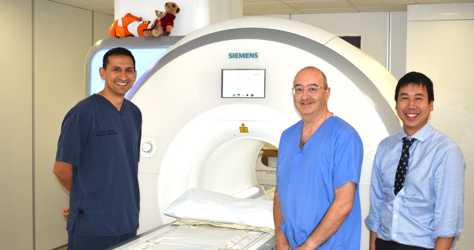 dr-larkman-dr-fascia-and-dr-tran-mri-scanner-1
