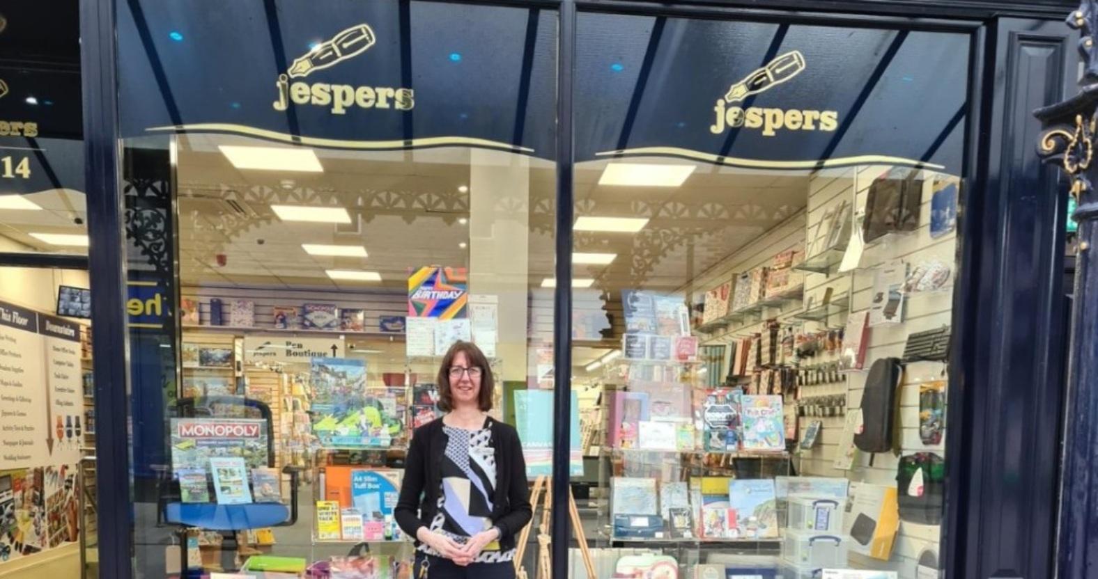 lynn-cummings-manager-of-jespers-of-harrogate