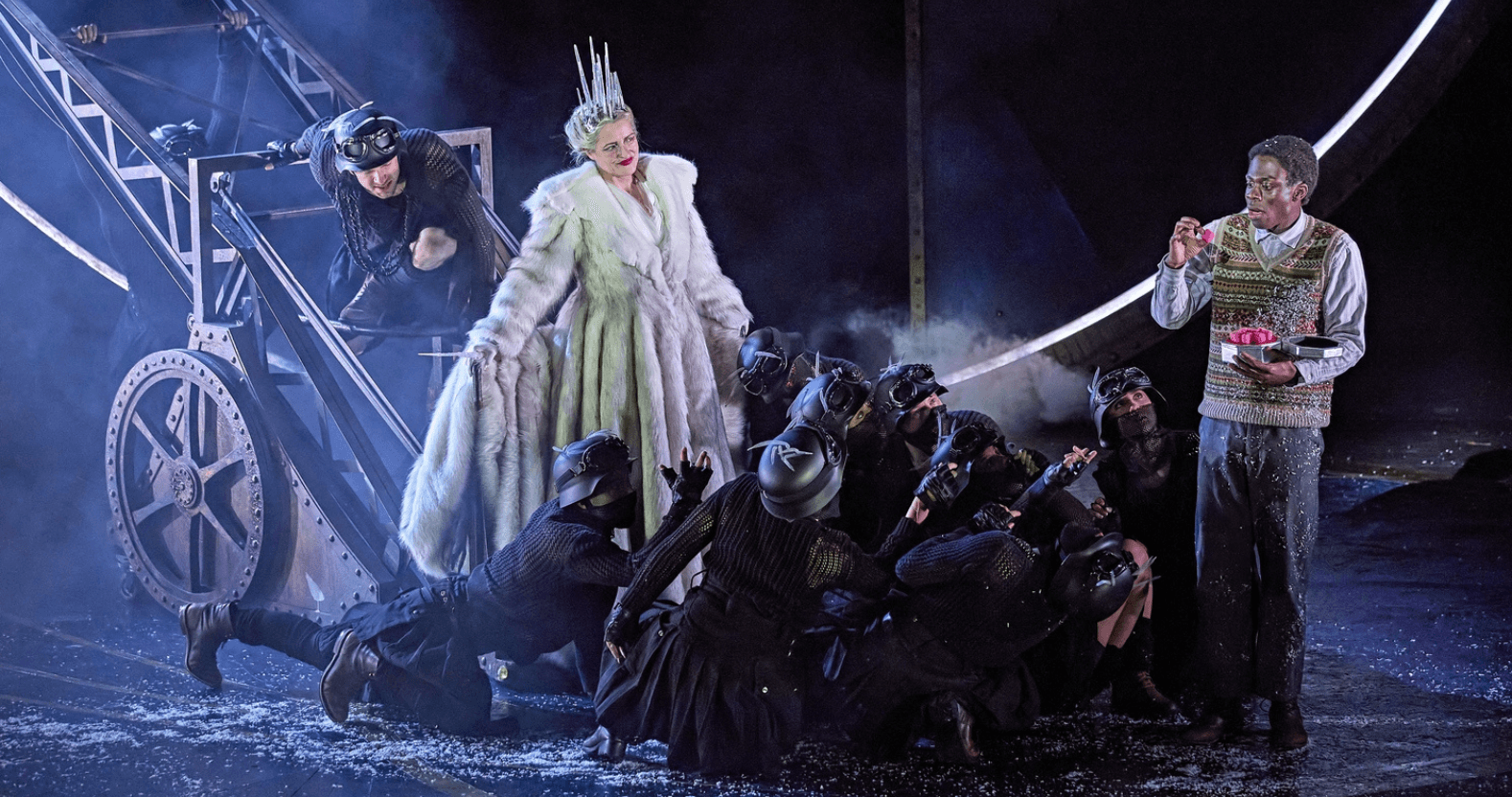 katy-stephens-the-white-witch-bunmi-osadolor-edmund-photo-by-brinkhoff-moegenburg-5