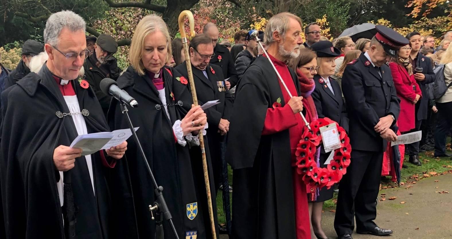 ripon-10th-nov-2024-prayers-led-by-dean-at-remembrance-event