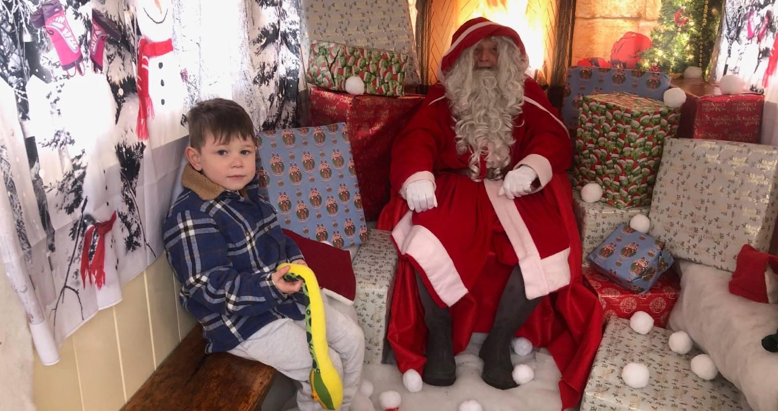 ripon-17th-nov-2024-harvey-meets-santa