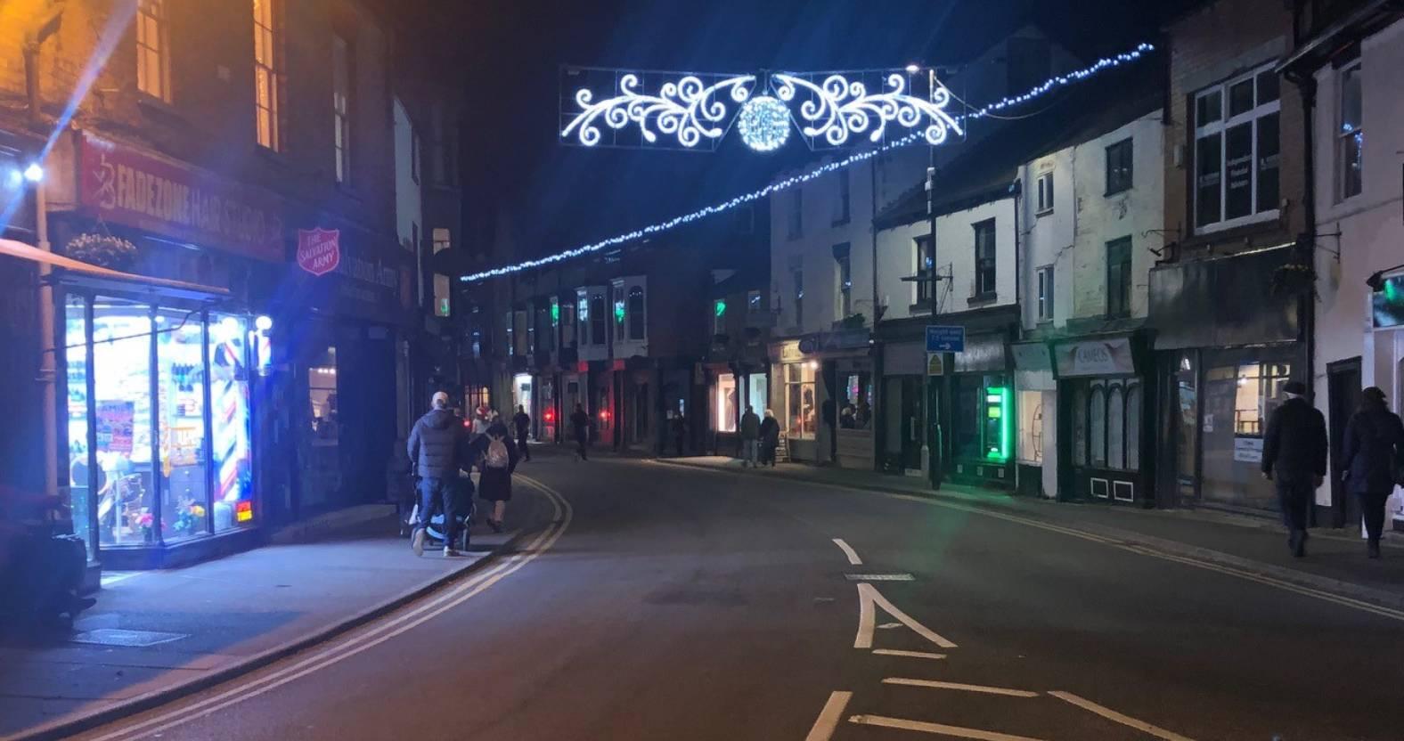 ripon-17th-nov-2024-north-street-lights