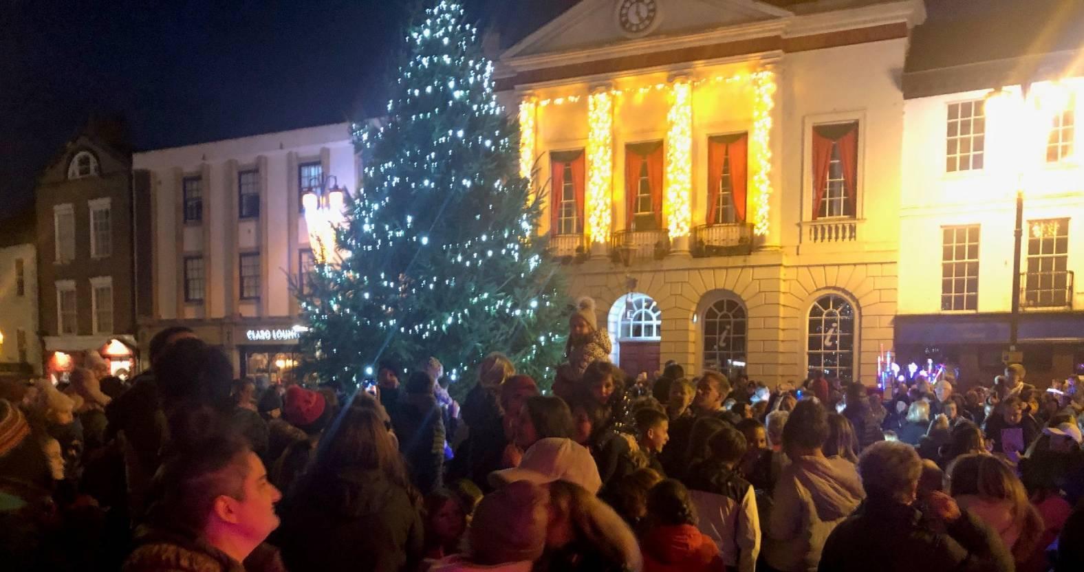 ripon-17th-nov-christmas-tree