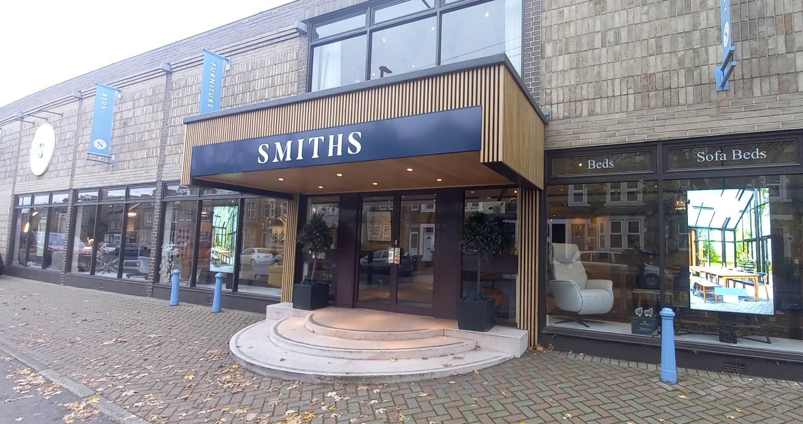 smithsofharrogate-entrance