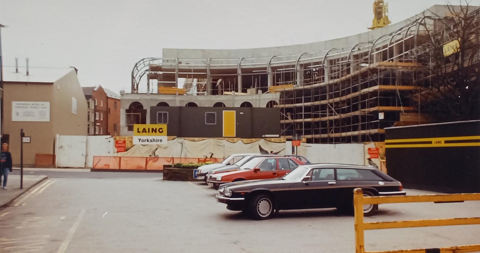 victoriacentre-1992construction-stationcarpk