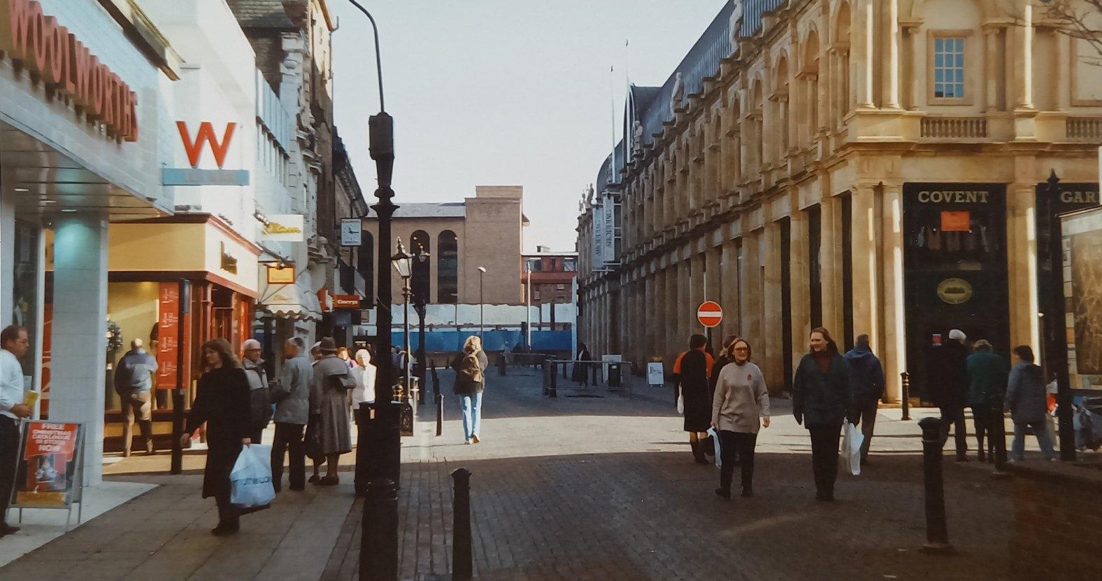 victoriacentre-1993complete-cambst