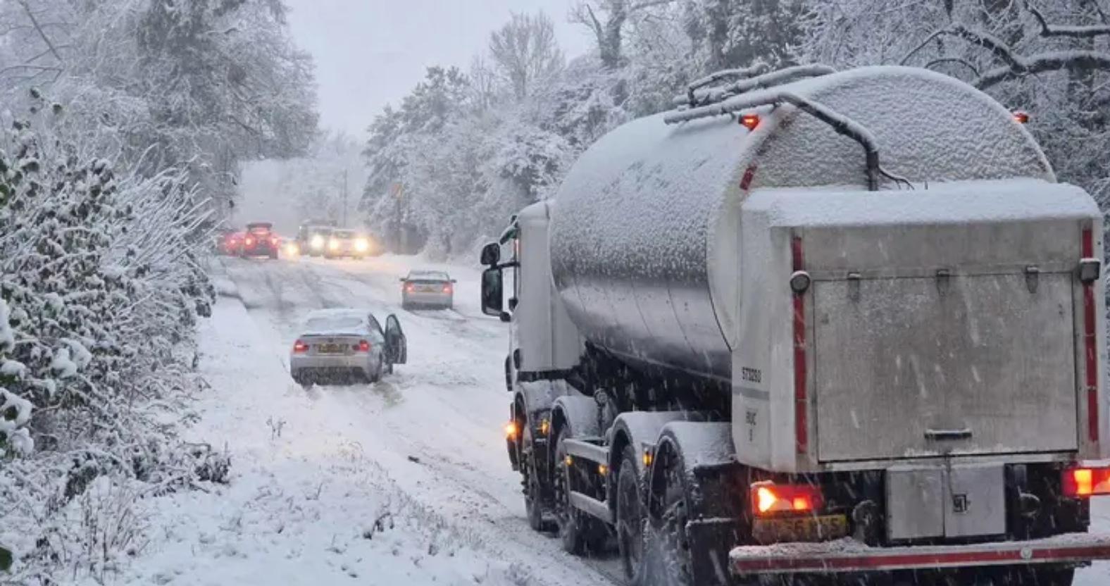 467673078_906966188245012_8369138465858357040_n-2