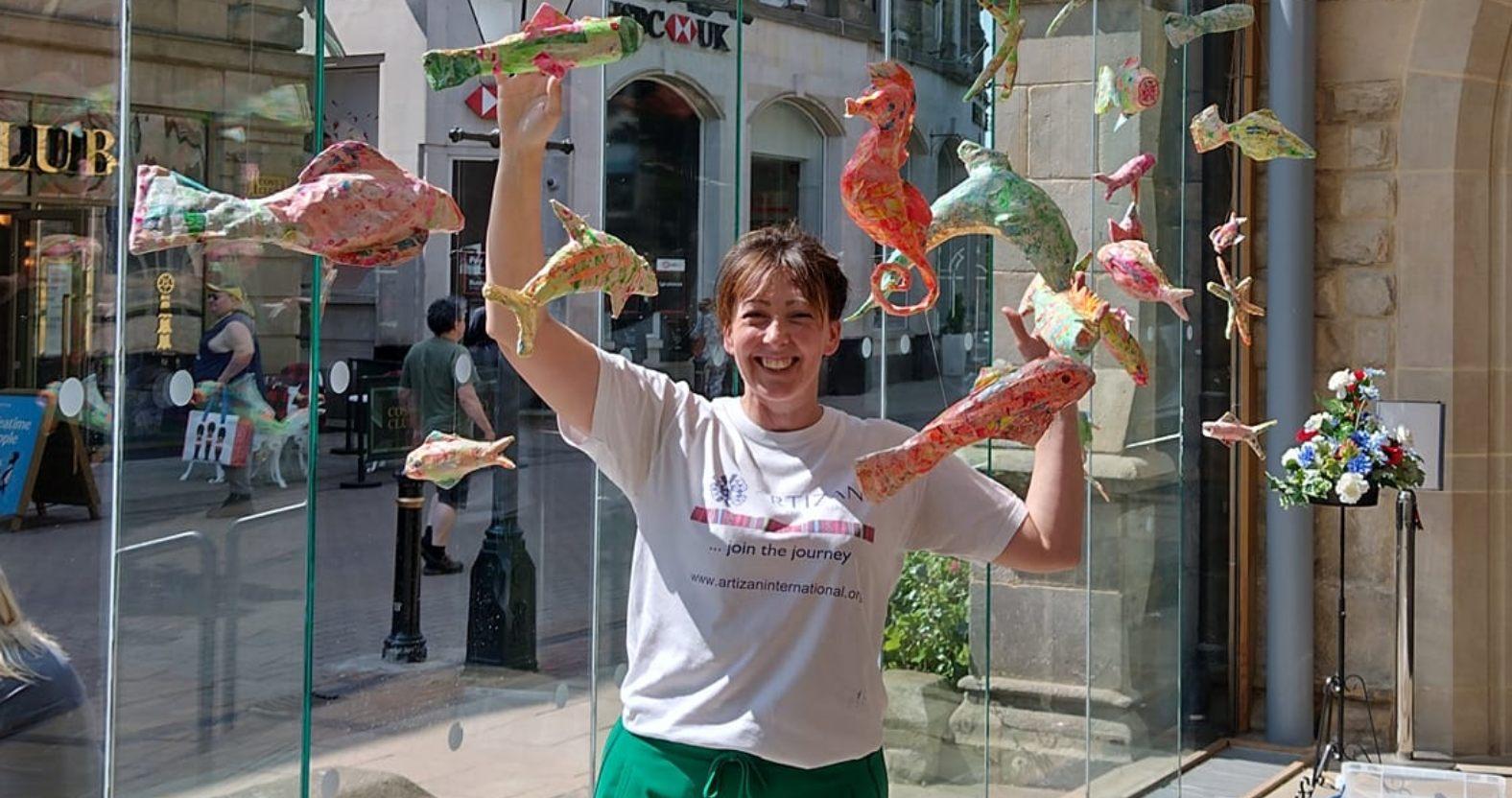 artizanintl-lizcluderay-fish