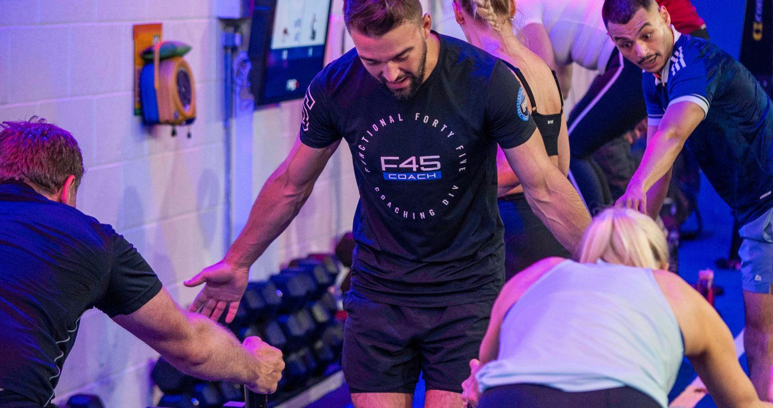 f45-mattgoodall-instructing3