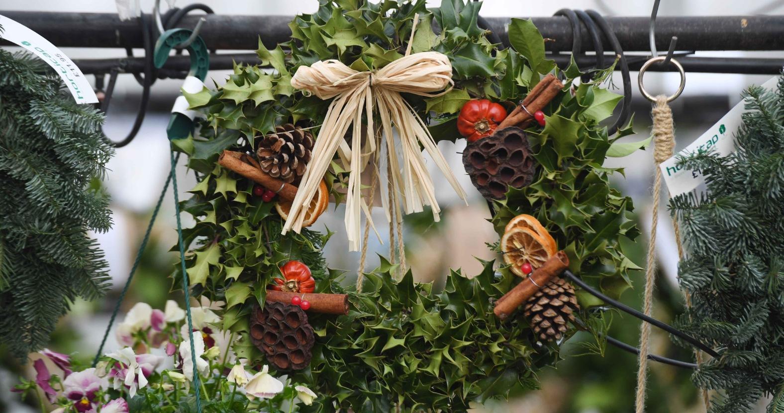 horticap-students-hamdmade-wreaths-for-sale
