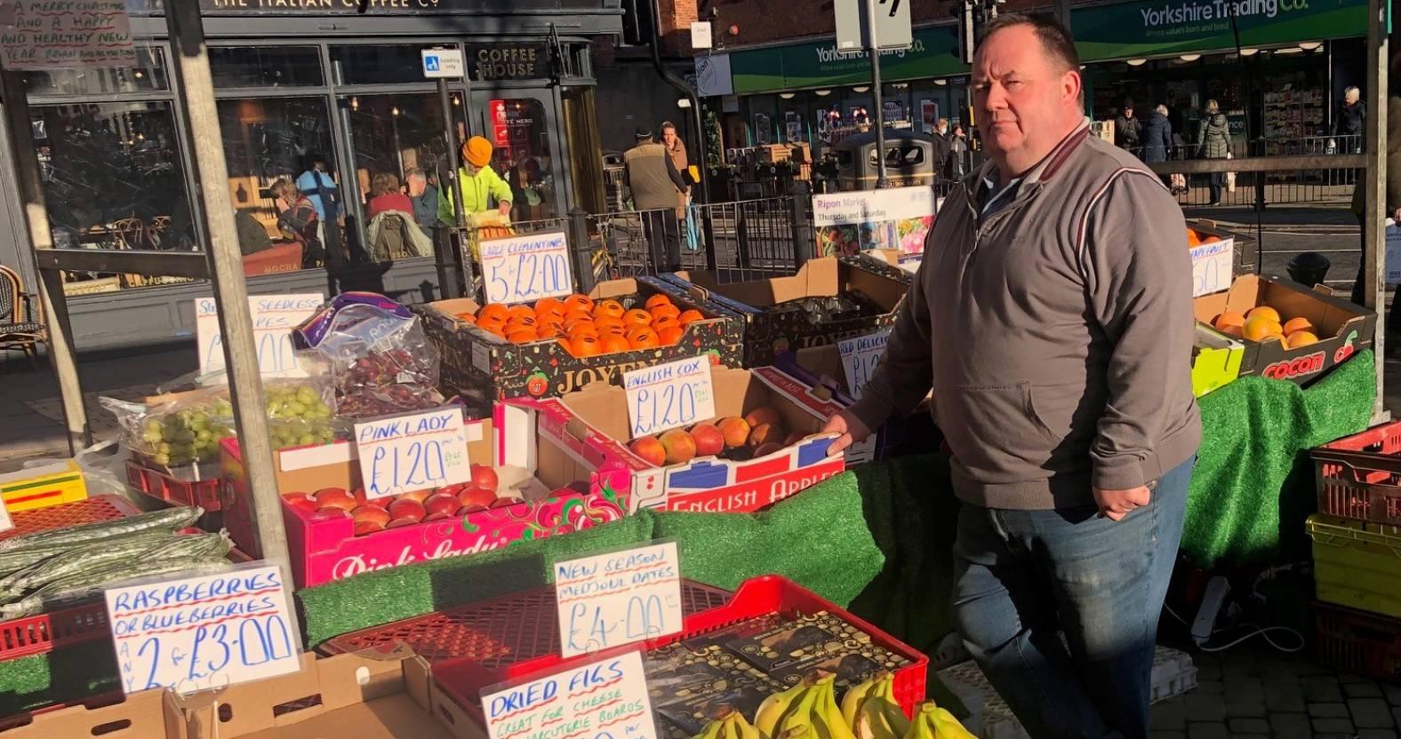 ripon-26th-dec-2024-brian-murphy-on-ripon-market