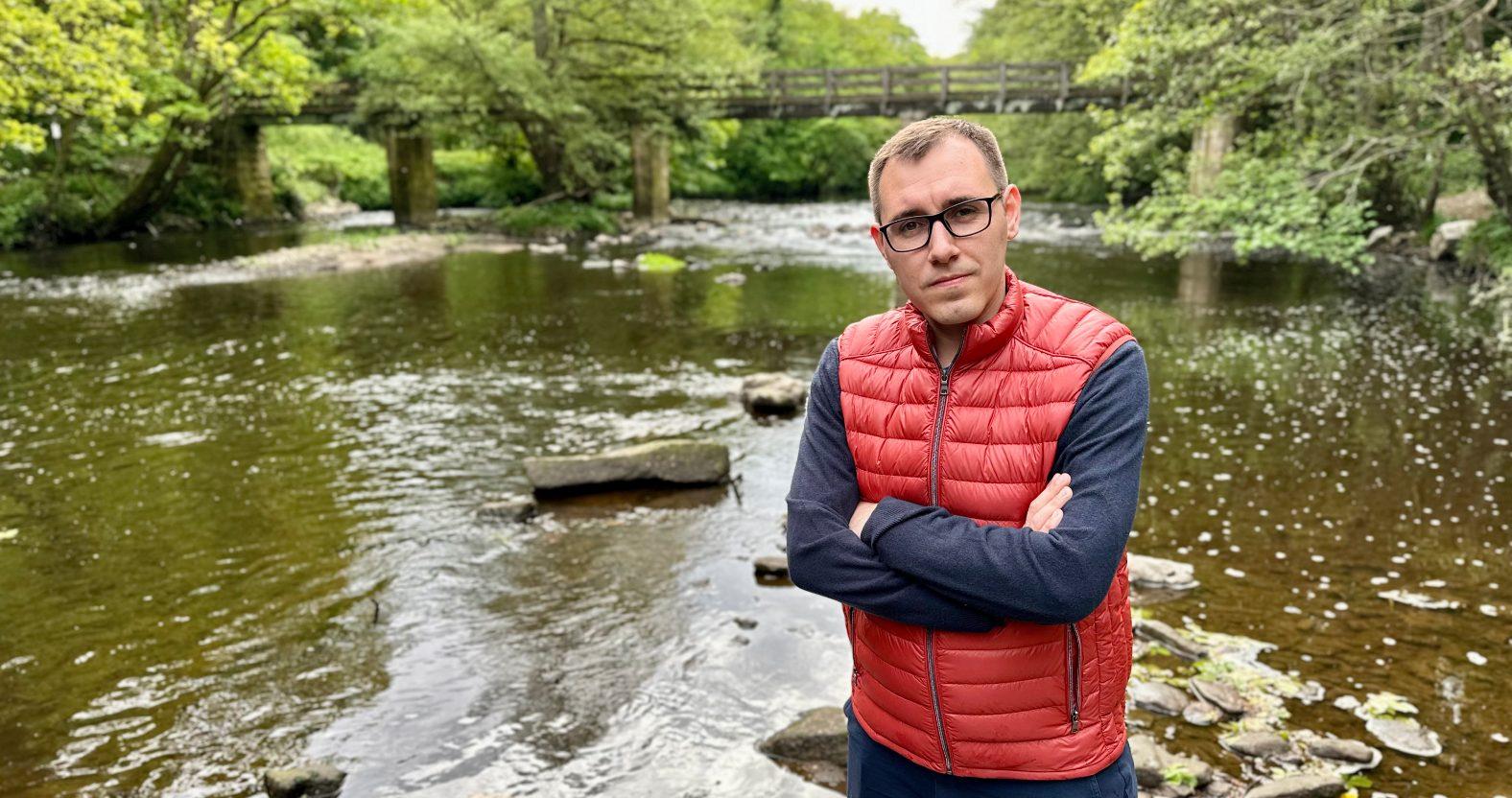 tom-stood-by-the-nidd-gilet