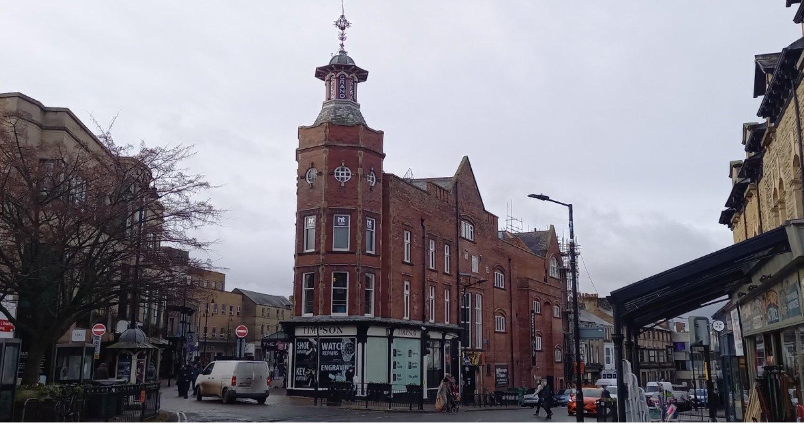 hgte-harrogatetheatre-wideangle2