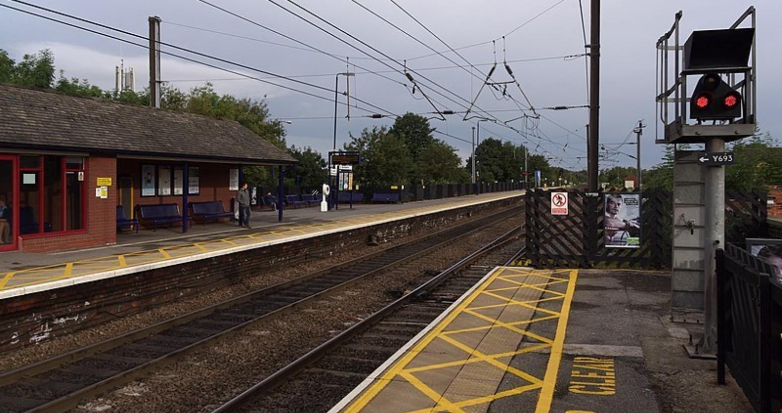 northallerton_railway_station_mmb_11-1