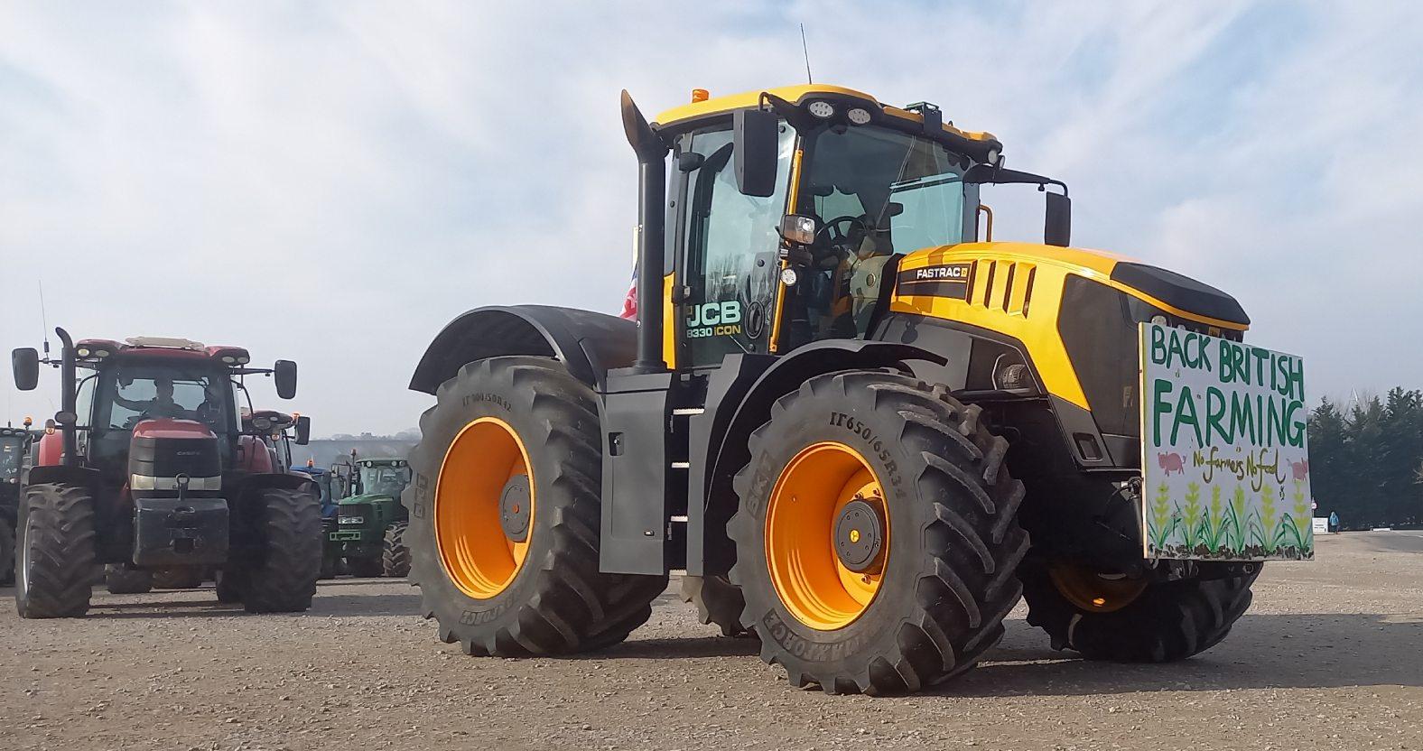 kborotractorrun-backbritfarm