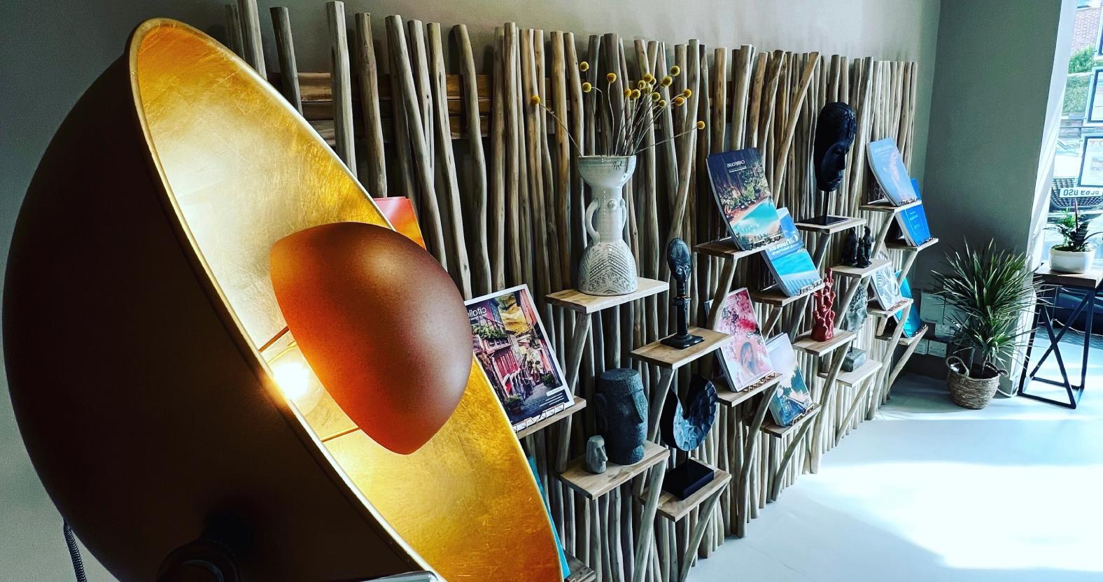 thetraveljournal-light