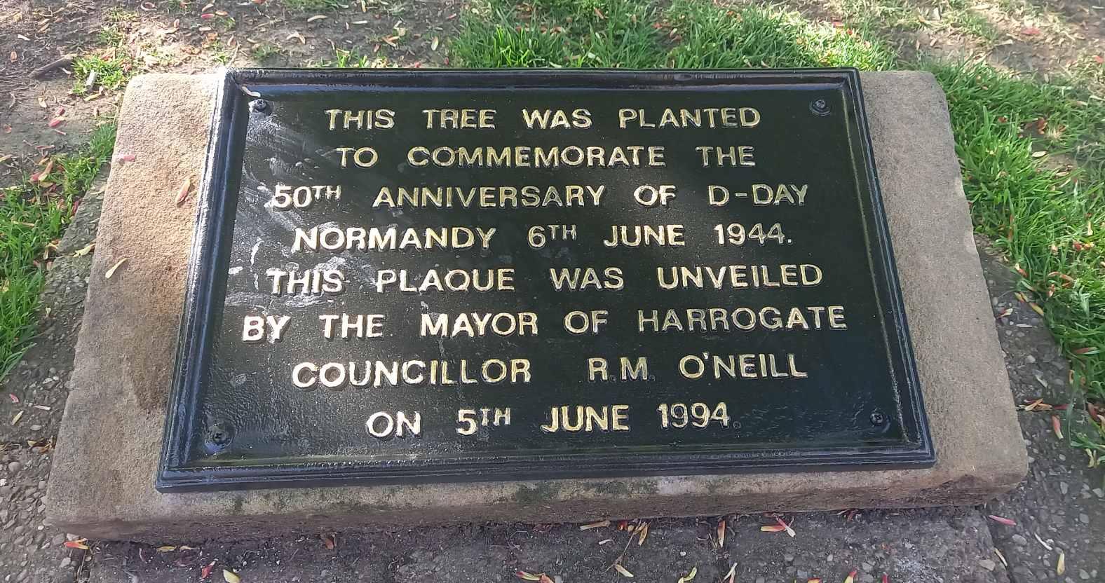 ddayplaque-renovated-close