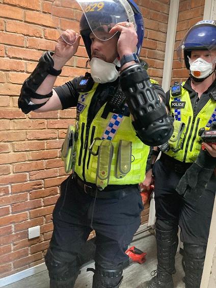 nyp-optornado-policeraid