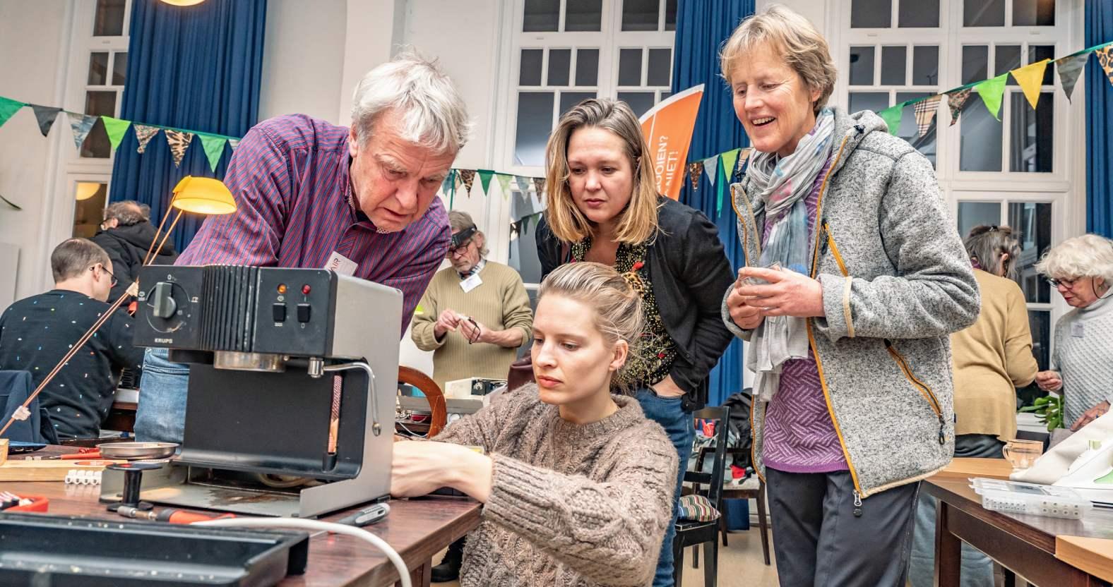 repaircafeintl-coffeemachine-group